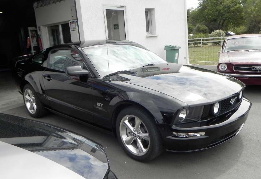 Ford Mustang GT (2007)